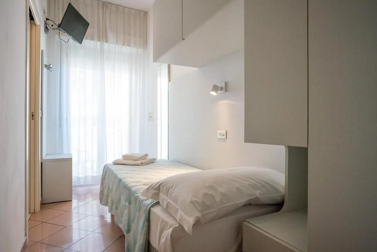 Hotel Radar Rimini 3*,