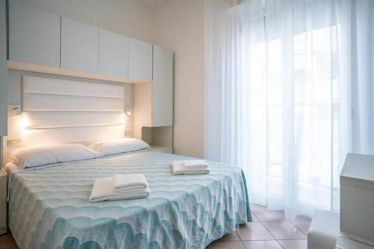 Hotel Radar Rimini 3*,